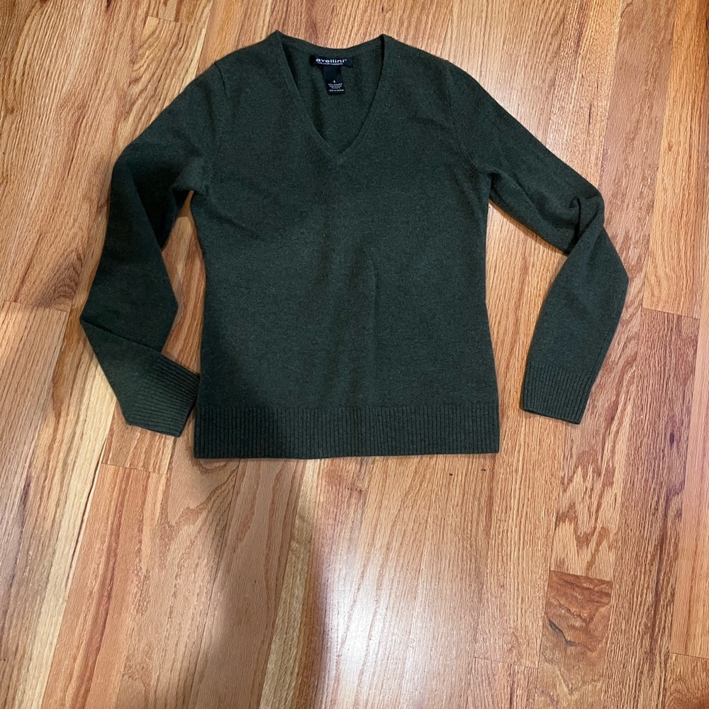 Avellini 100% luxury cashmere in hunter green